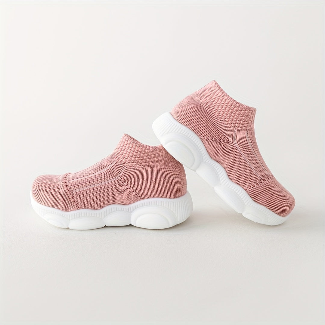 Kichkina bolalar uchun slip-on sport poyabzali, nafas oladigan mato, sirpanmaydigan rezina oyoq kiyimi, kundalik va sport uchun