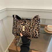 Leopard Print Faux Leather Shoulder Bag with Zipper Closure and Classic Clasp
