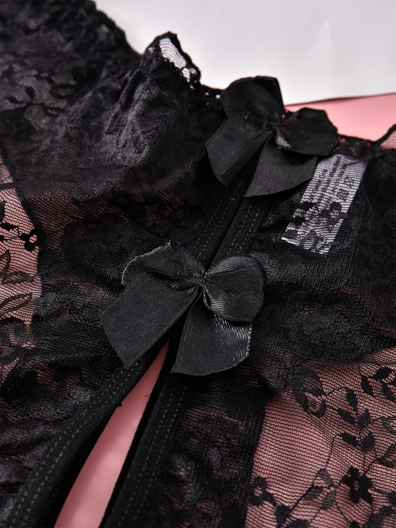 Kattalar uchun sexy dantel ichki kiyim, ochiq qism, bog'ich detali, yuqori cho'zilish, yarim shaffof naylon aralashmasi. Qo'l bilan yuvish mumkin.