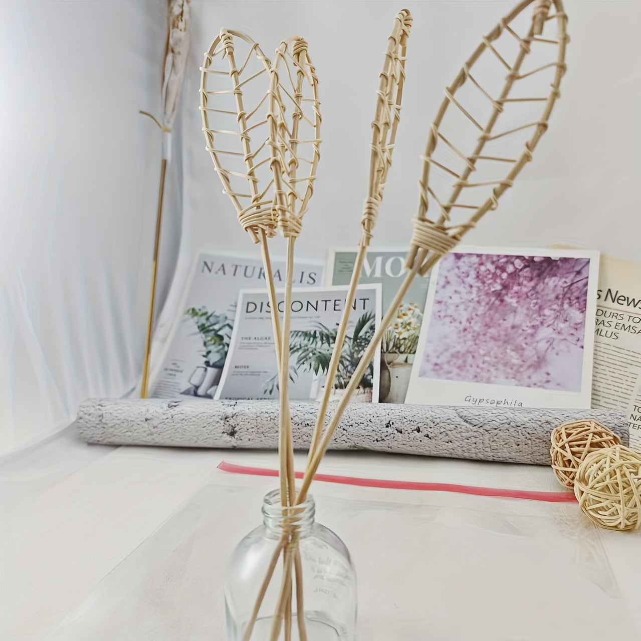 Decorative Reed Diffuser Set for Home or Office Aromatherapy Oil Sticks and Log Material Flowers