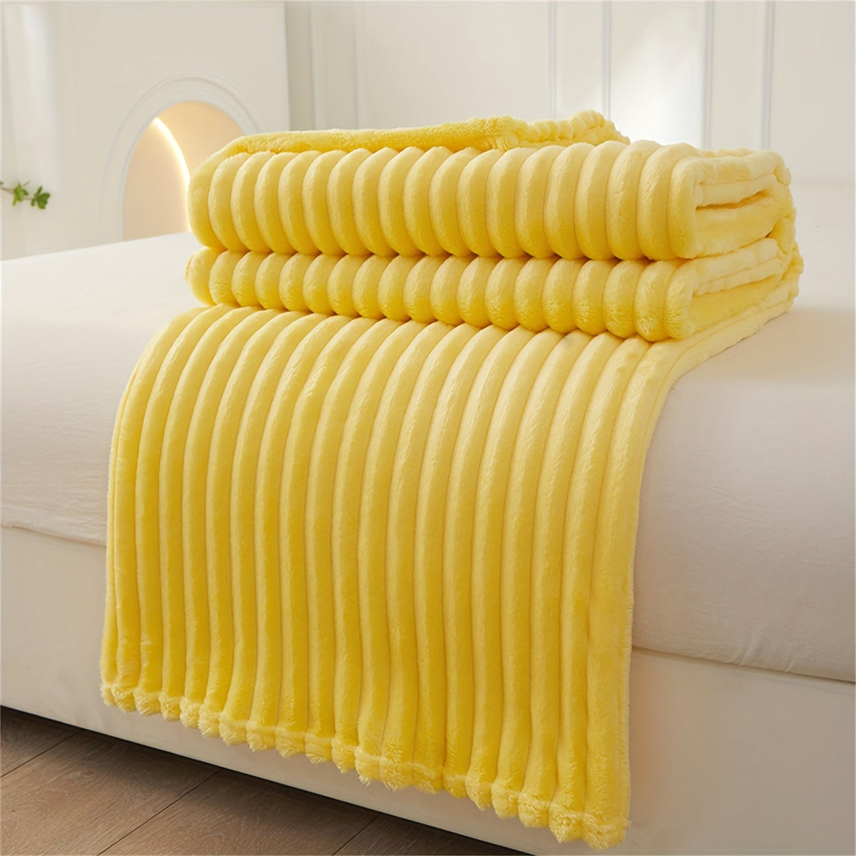 Plush Throw Blanket for Couch Bed Travel Cozy Warm Gift for Family and Friends