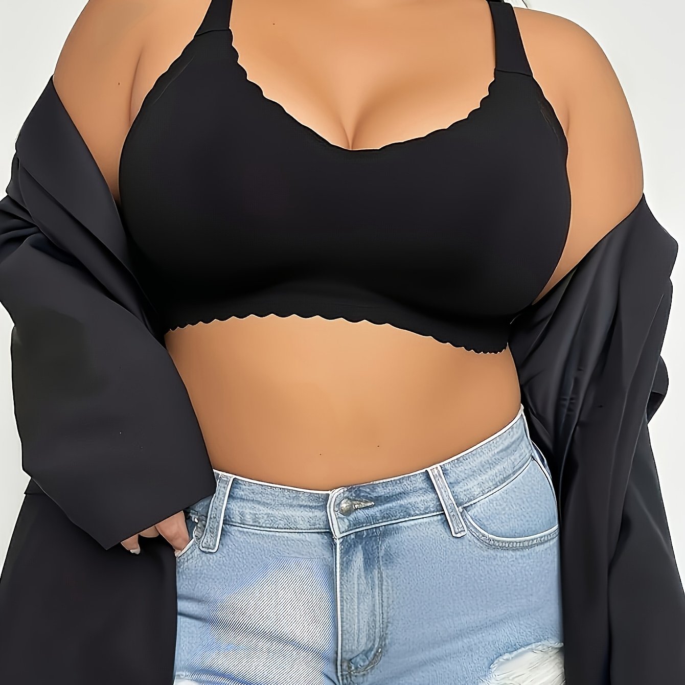 Women's Plus Size Seamless Wire-Free Bra with Wave Edge and Adjustable Straps