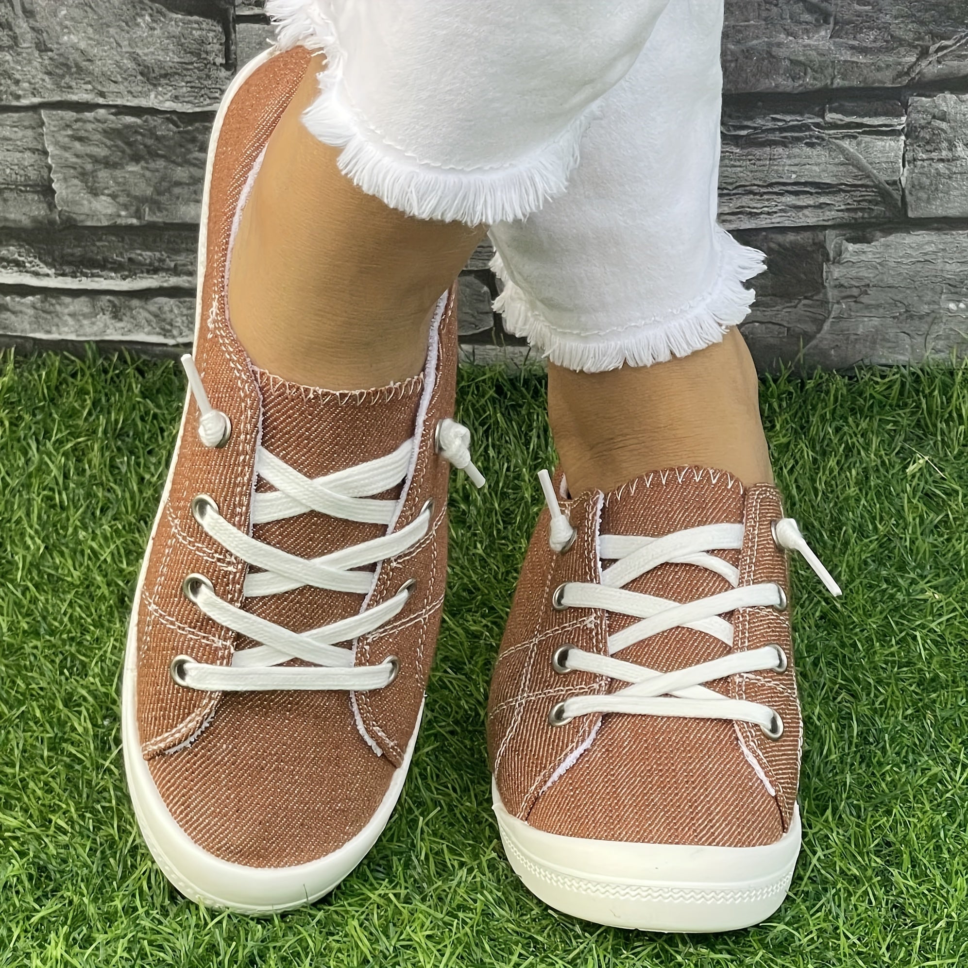 Women's Casual Solid Color Fabric Outdoor Work Shoes All-Season Lightweight