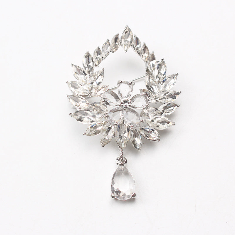 Vintage Style Rhinestone Brooch with Irregular Shape Pendant Jewelry Accessory