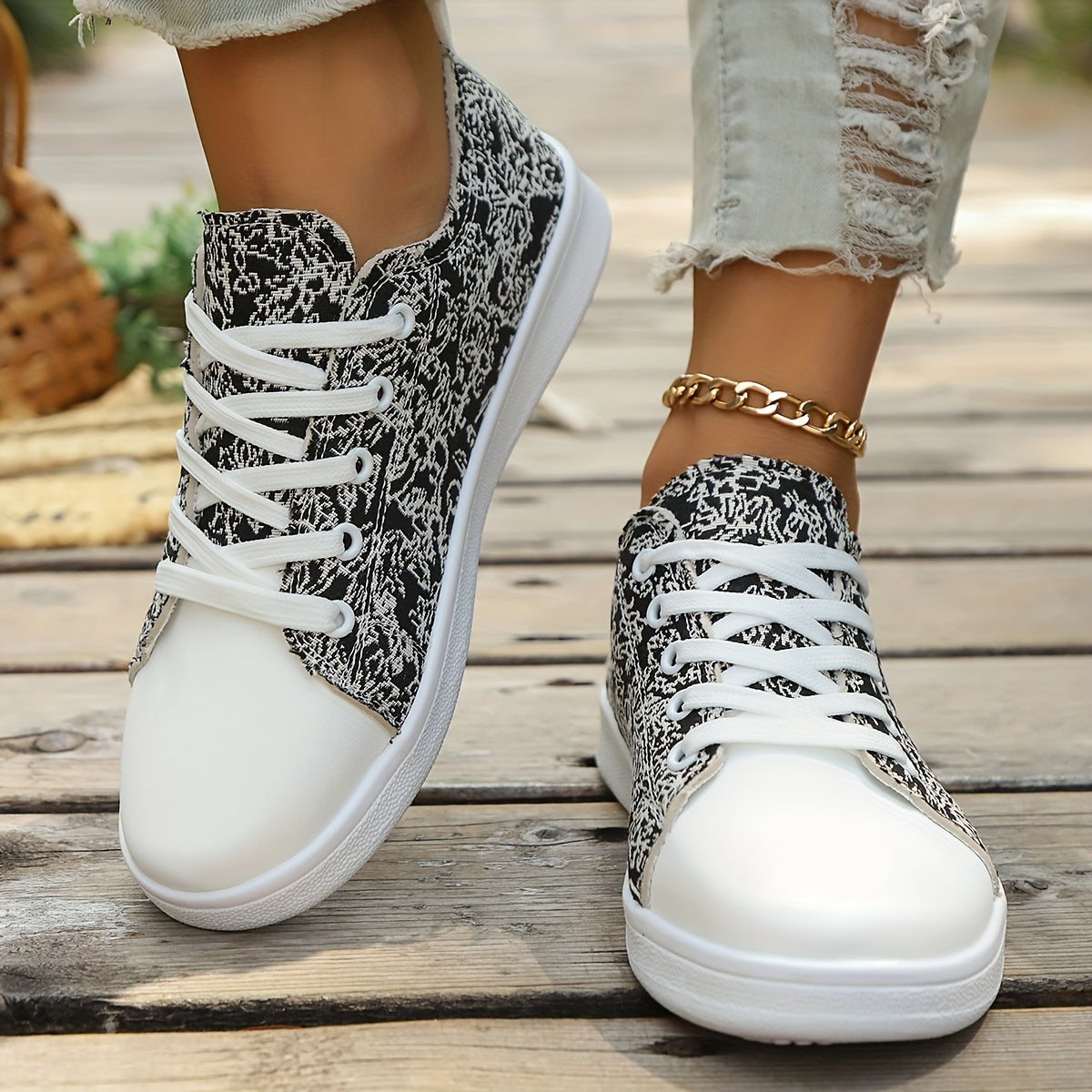 Women's Canvas Sneakers Low Top Casual Shoes All-Season TPR Sole