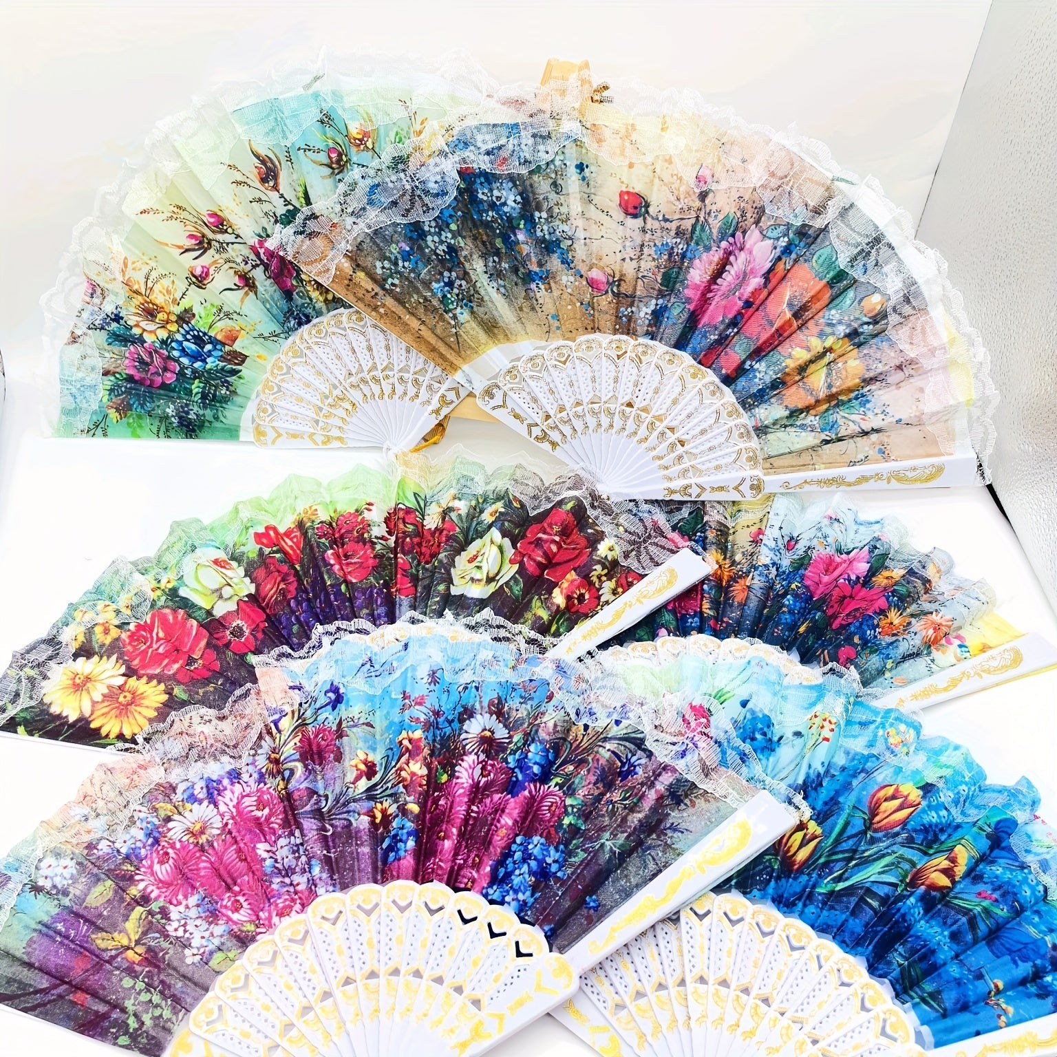 6 ta Vintage Dantel Qiyshaytirilgan Ventilyatorlar - Chiroyli Gullar naqshi, Lenindan tayyorlangan, To'ylar va Partiyalar uchun ideal