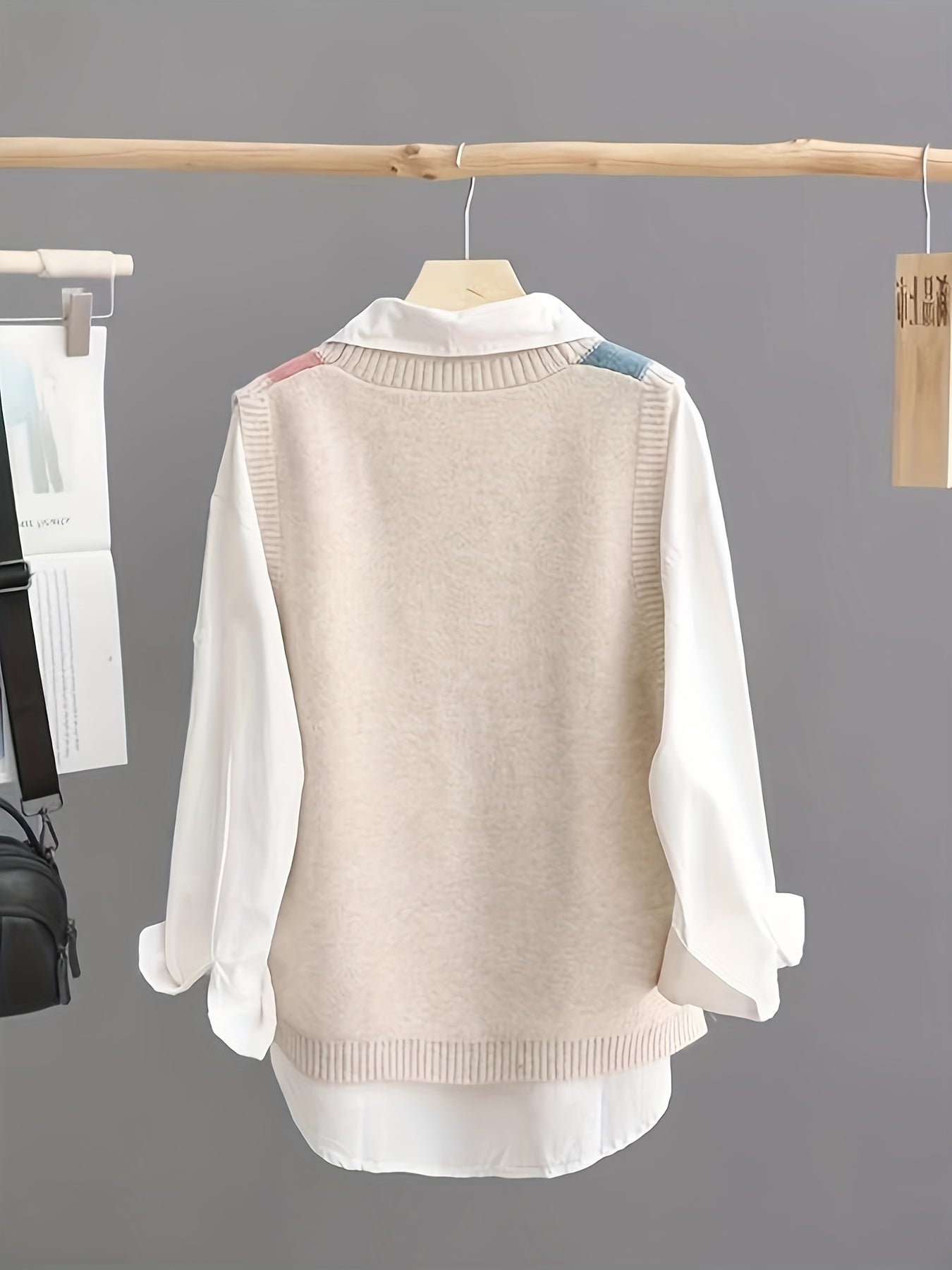 Chaleco de punto con bloques de color vintage con cuello en V y dobladillo con abertura sin mangas para uso casual en todas las estaciones