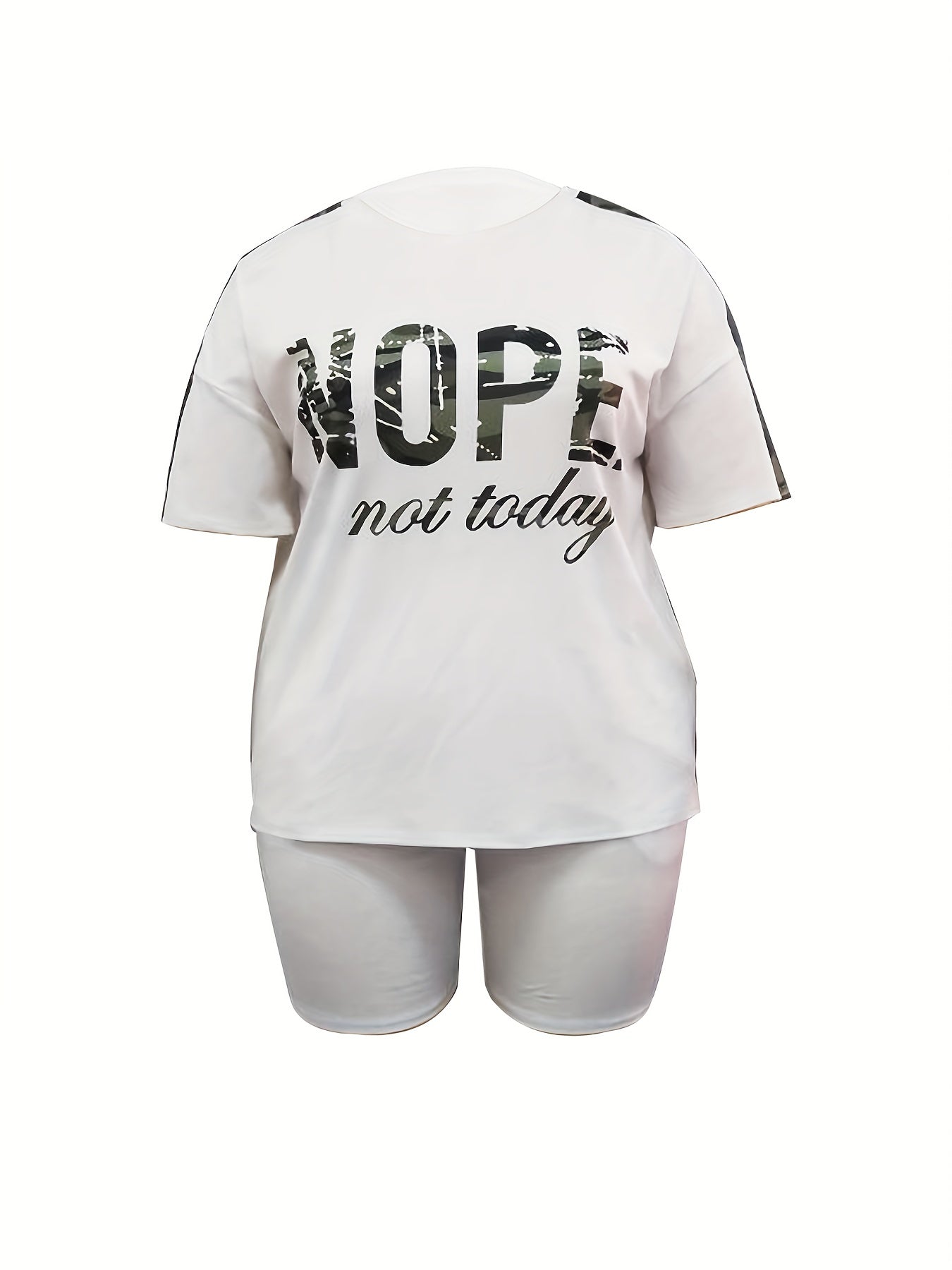 Ikki qismli to'plam - Katta o'lchamdagi ayollar uchun harf bosma T-shirt va shorti to'plami