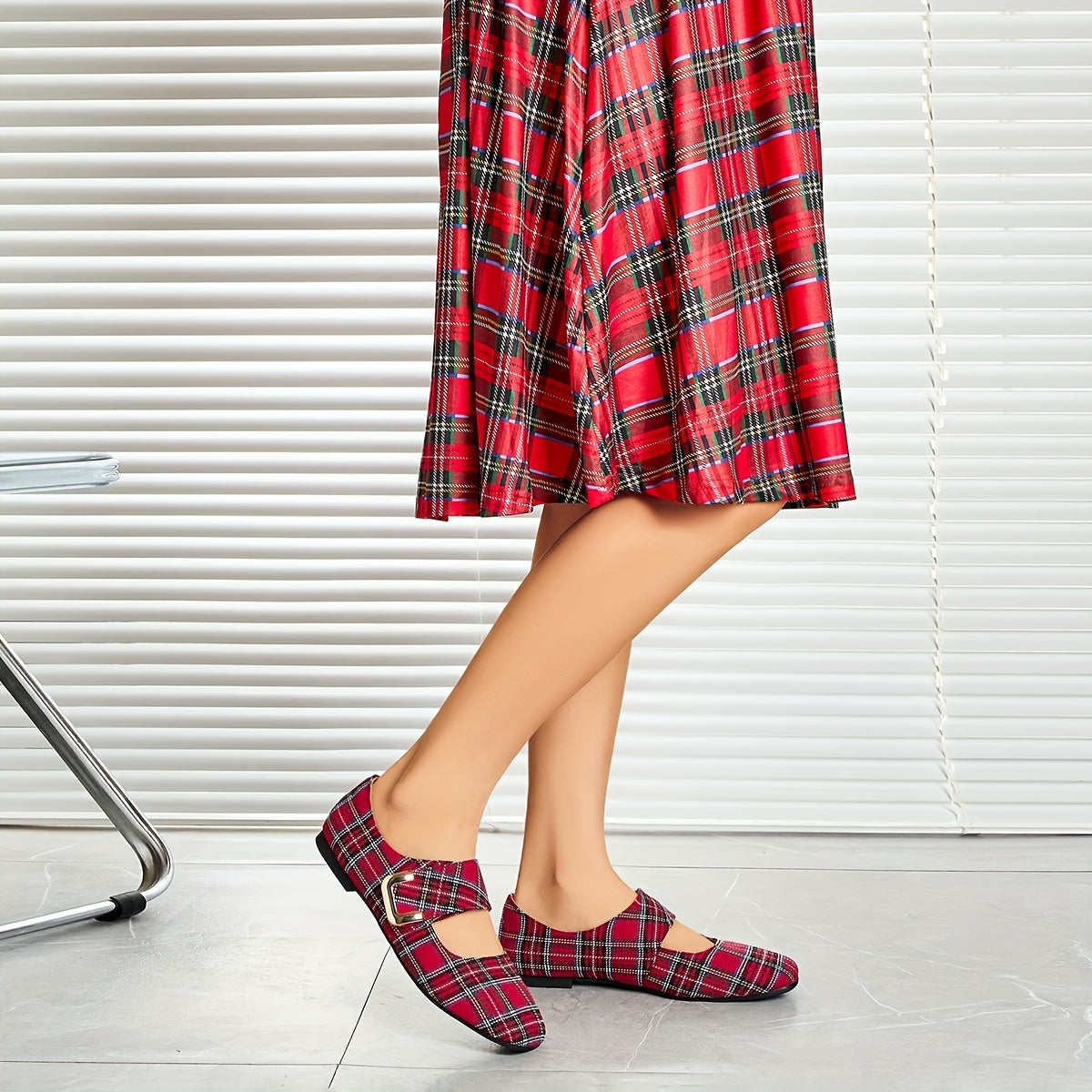 Women Red Plaid Flat Shoes with Strap for All Seasons