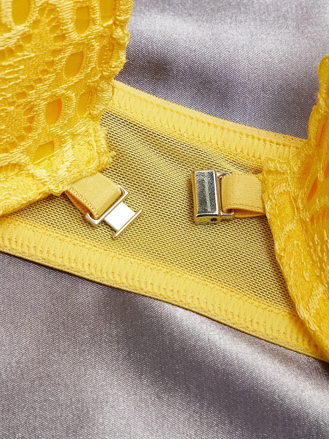 Women's Lace Push Up Bra with Removable Pads High Support Nylon Knit Solid Color