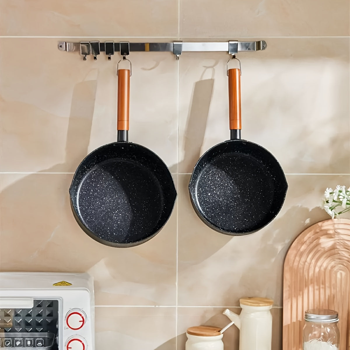 Non-Stick Aluminum Saucepan for Soup Milk Noodles Induction Compatible 2L