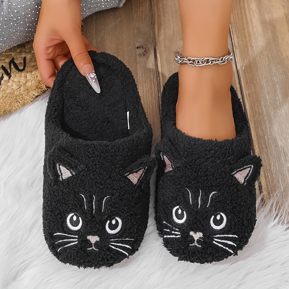 Women's Cartoon Cat Slippers Soft Plush Non-Slip Indoor House Shoes Grey Black