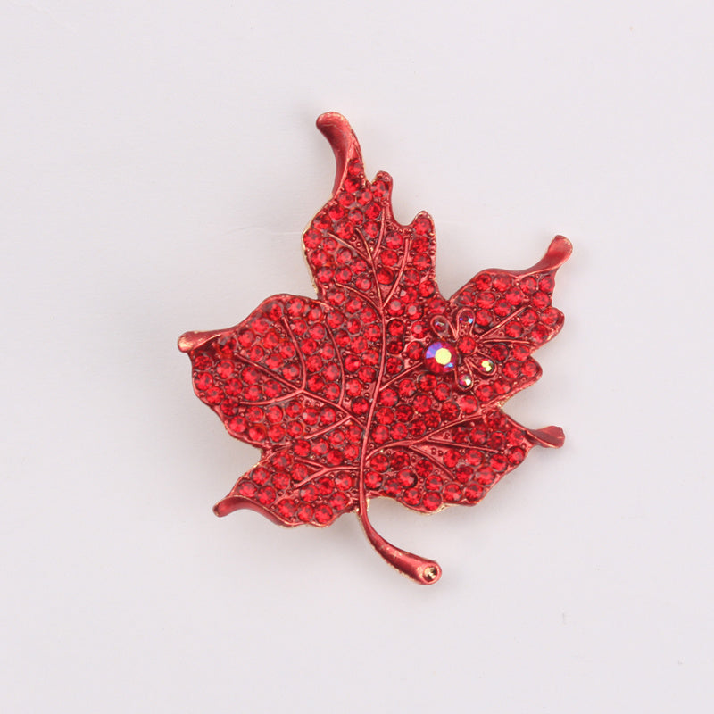 Vintage Diamond-Encrusted Maple Leaf Brooch for Women Jewelry Accessories
