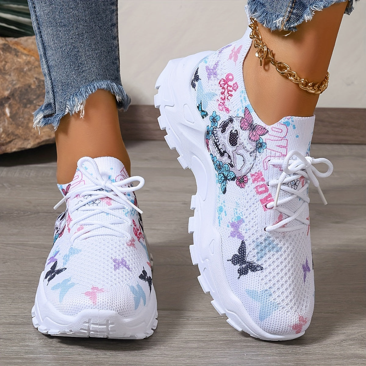 Women's Breathable Fabric Casual Sneakers Low Top Lace-Up Running Shoes