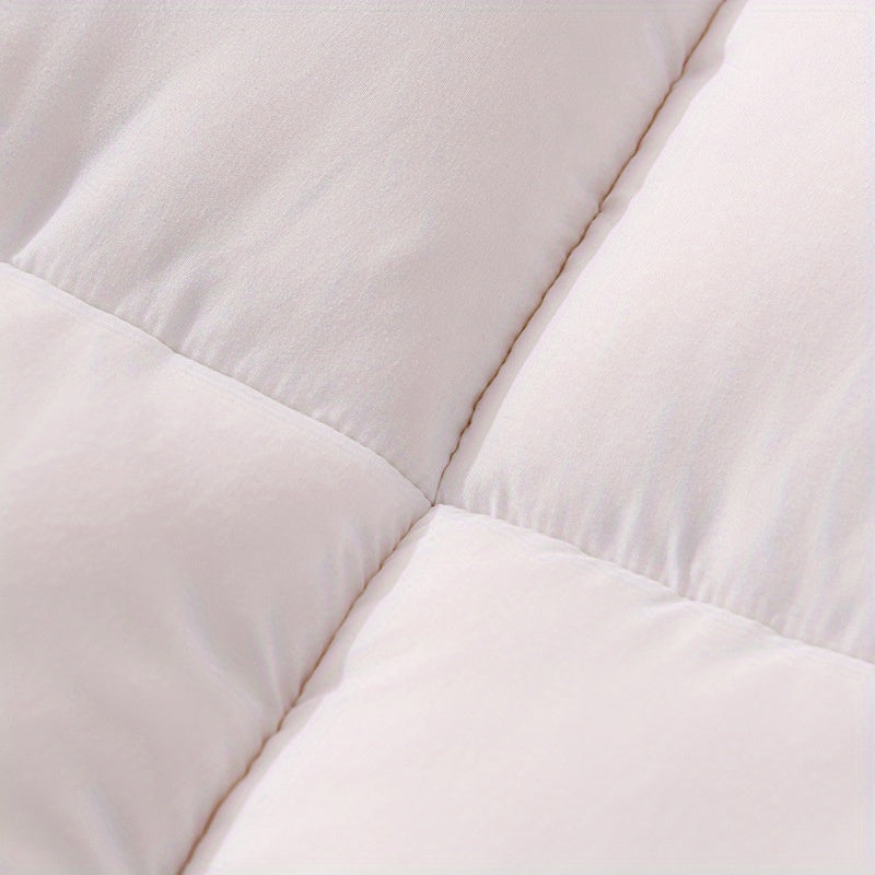 Quilted Mattress Pad for Camping Lightweight Breathable Machine Washable 2 Person