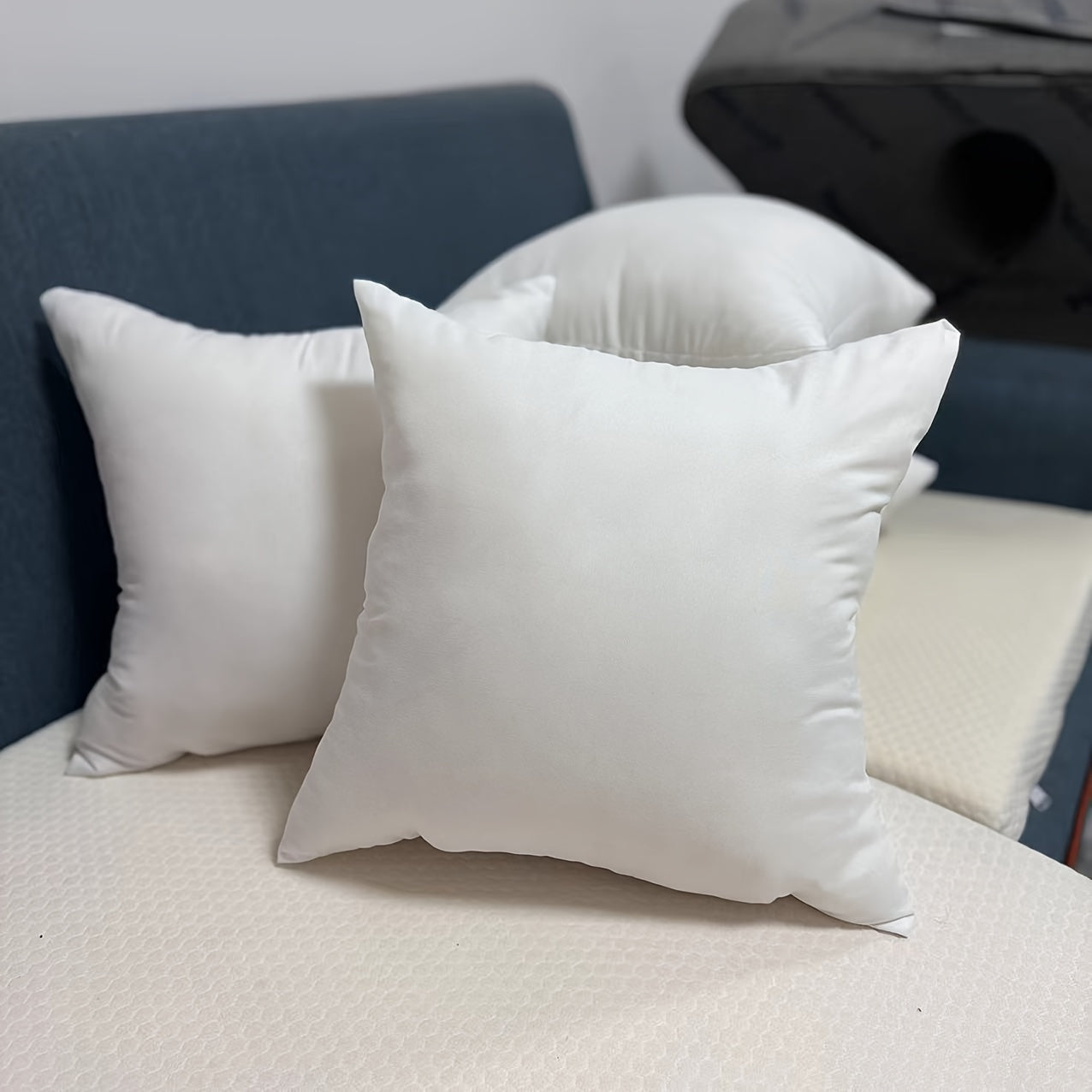 Set of Four White Throw Pillow Inserts High Resilience for Sofa Bed Car Decor