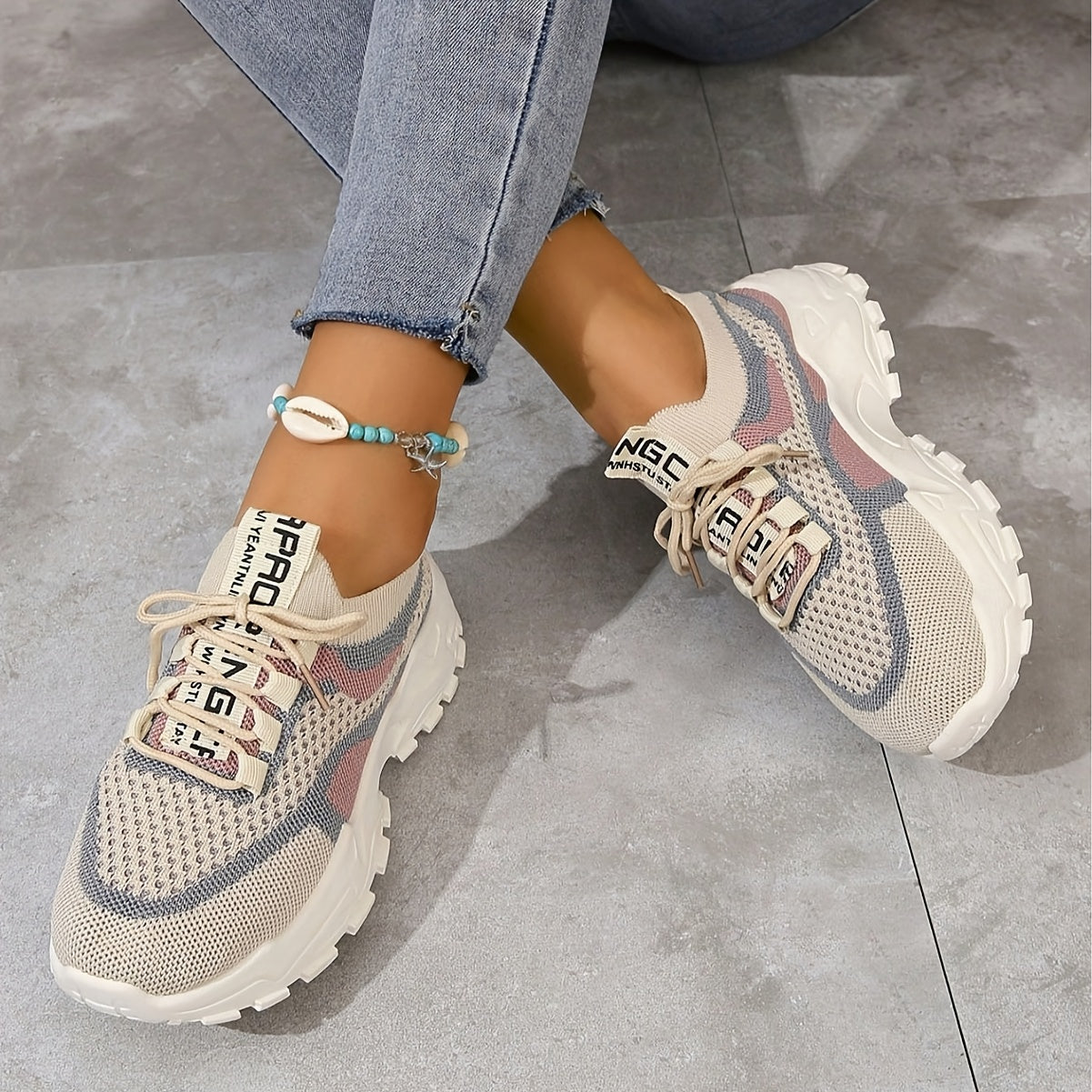 Women's Mesh Sneakers Lace-Up Fabric Upper TPR Sole Casual All-Season