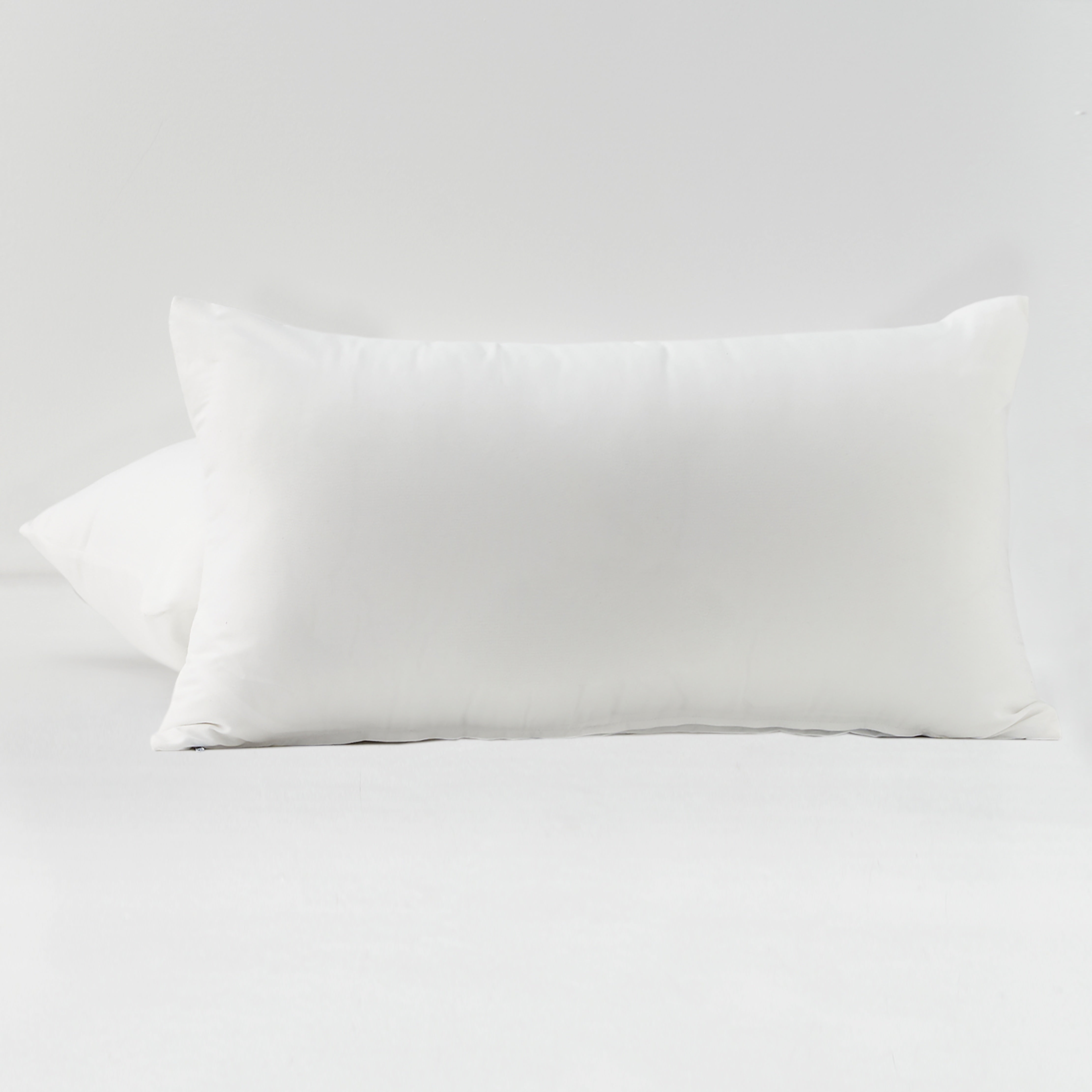 Set of 2 Microfiber Solid Color Brushed Pillowcases for Bedroom