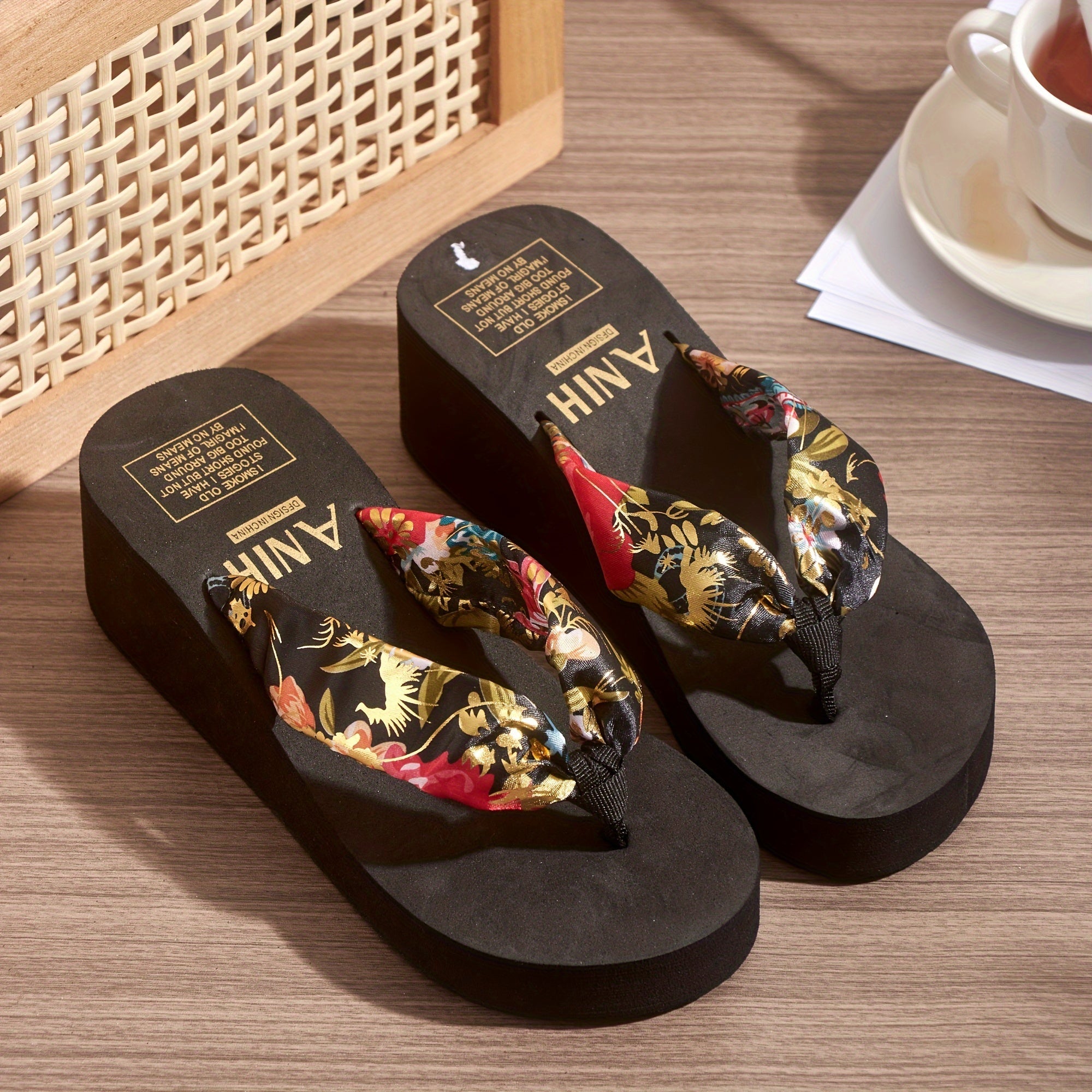 Women's Floral Print Wedge Flip Flops with EVA Sole for Summer Beachwear
