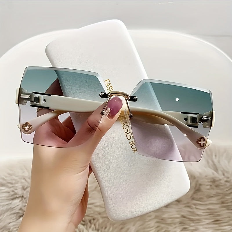 Women’s Vintage Oversized Square Sunglasses with Luxury UV Protection