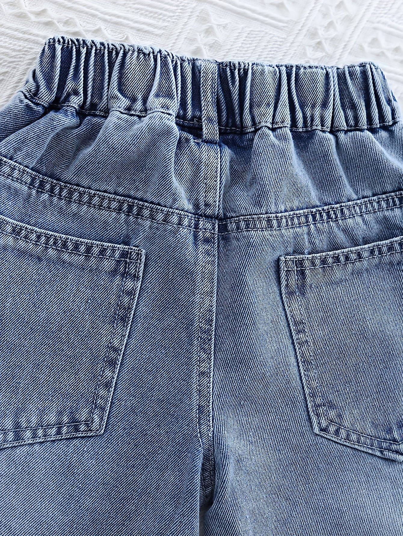 Джинсы для девочек из денима с сердечным патчем, вышитые, прямой крой, для всех сезонов, повседневные