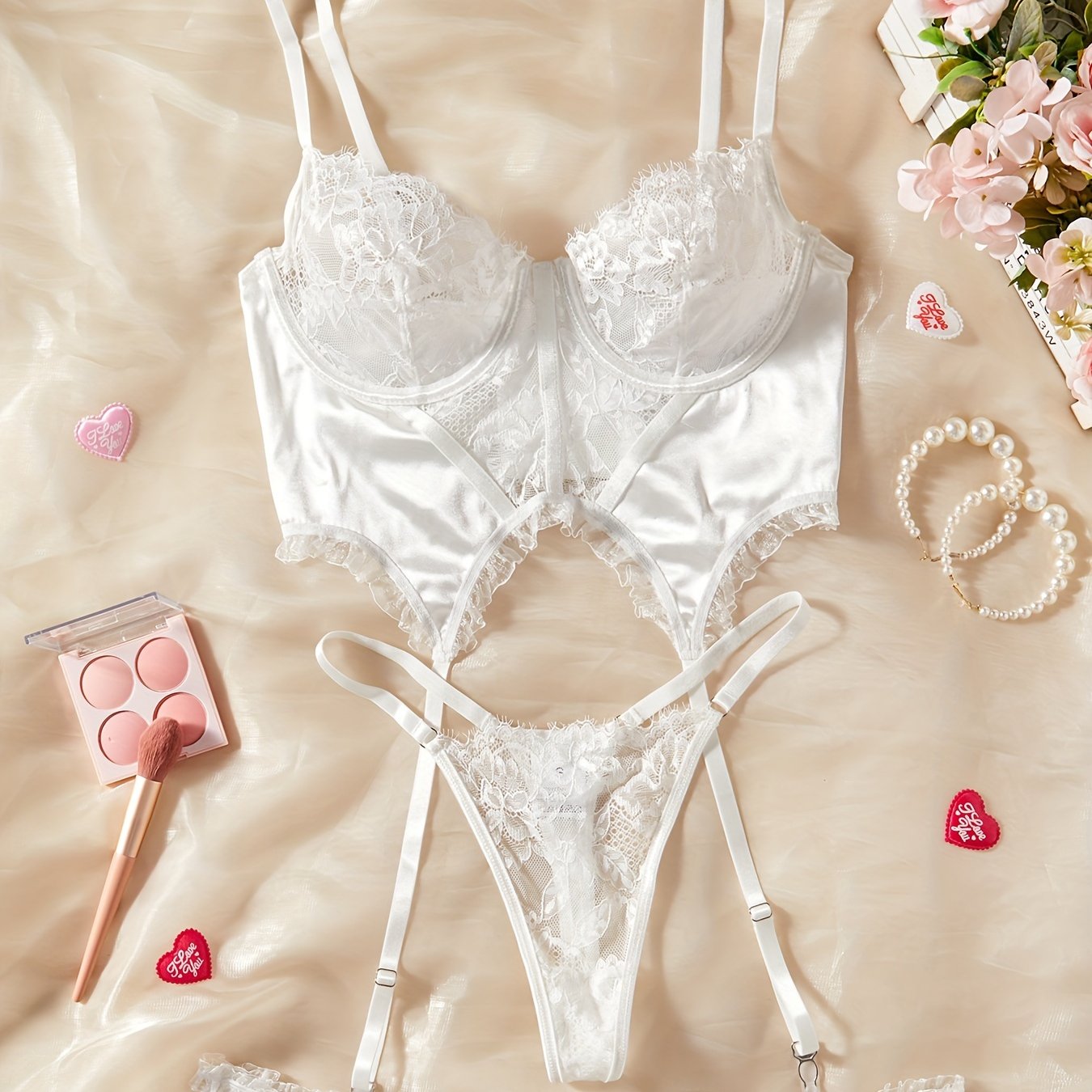 Gul naqshli dantel ichki kiyim to'plami, bir rangli, jozibali brassier.