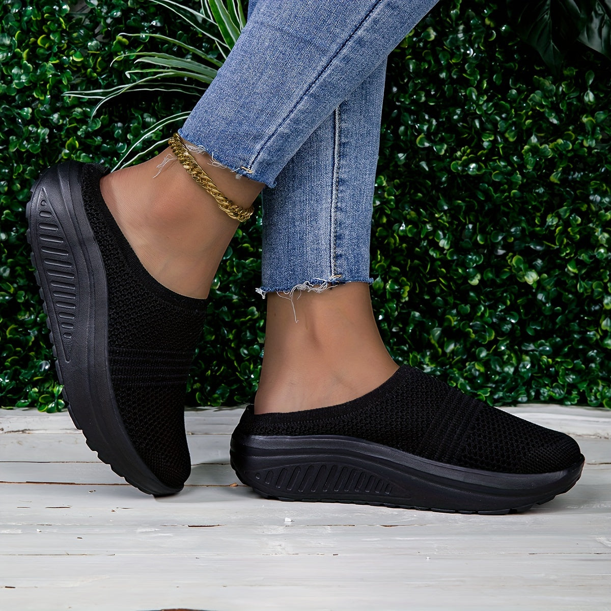 Ayollar uchun nafas oluvchi mato slip-on shlyapki, kundalik va barcha mavsum uchun poyabzal