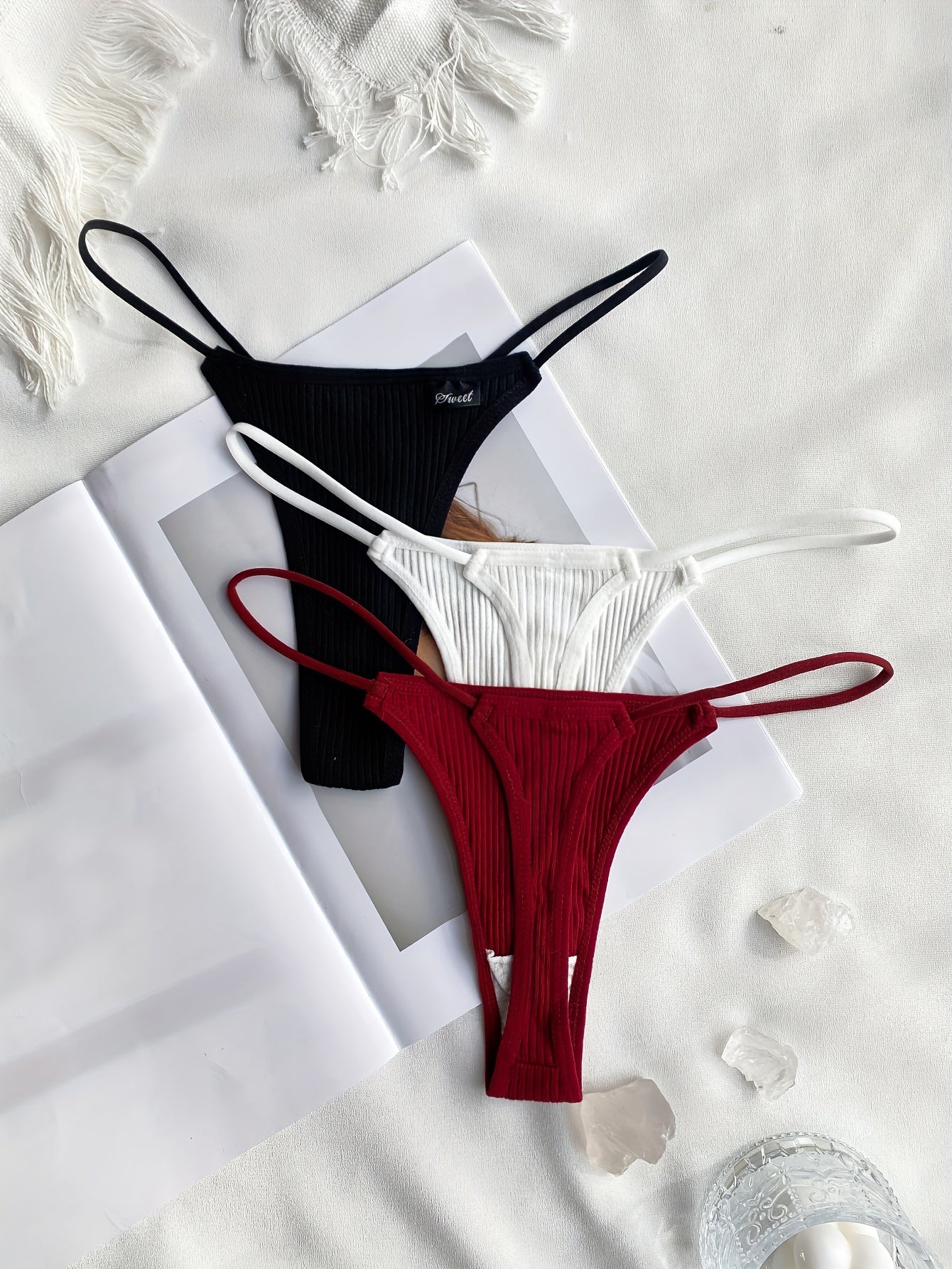 3-Pack Women's Seamless Breathable Thin Thong Underwear Solid Color