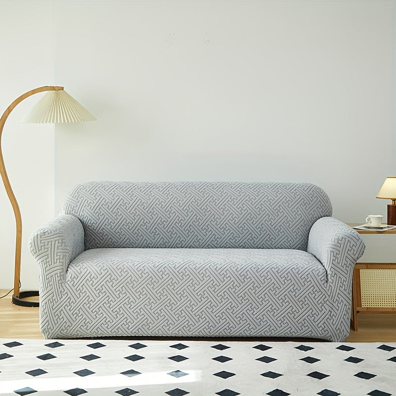 Универсальный чехол для дивана защищает мебель в любой комнате.