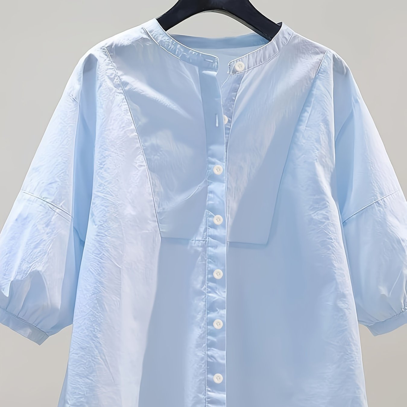 Women's Casual Woven Shirt with Lantern Sleeves and Slimming Design