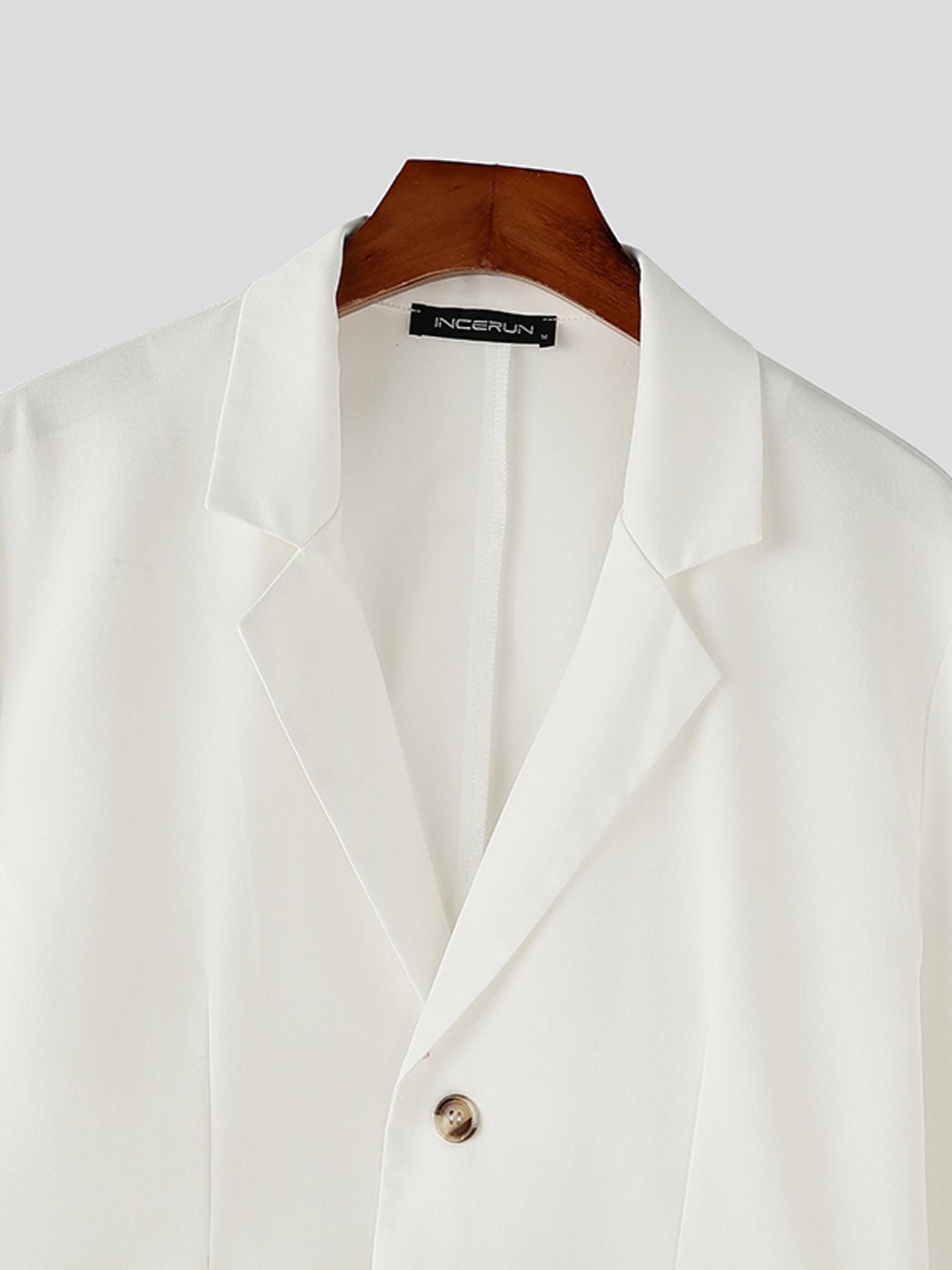 Erkaklar uchun tor kesimli engil blazer, bir rangli polyester matodan tayyorlangan. Uzoq yenglar, burma yaka, tugmachali old qismi mavjud, tasodifiy va ziyofat kiyimlari uchun mos. Mashinada yuvish mumkin.