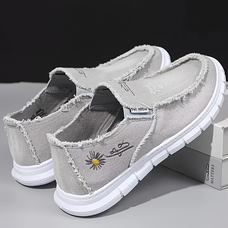 Women’s Daisy Embroidered Loafers Soft Durable Slip-On Walking Flats