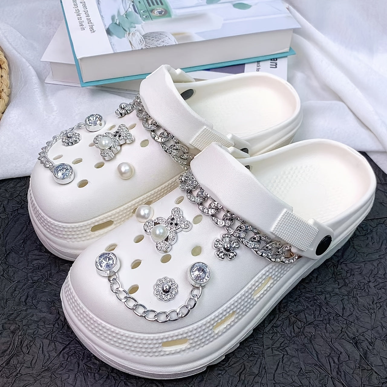 Women's EVA Hole Shoes Versatile Sandals with Rhinestone Chains and Sunflowers