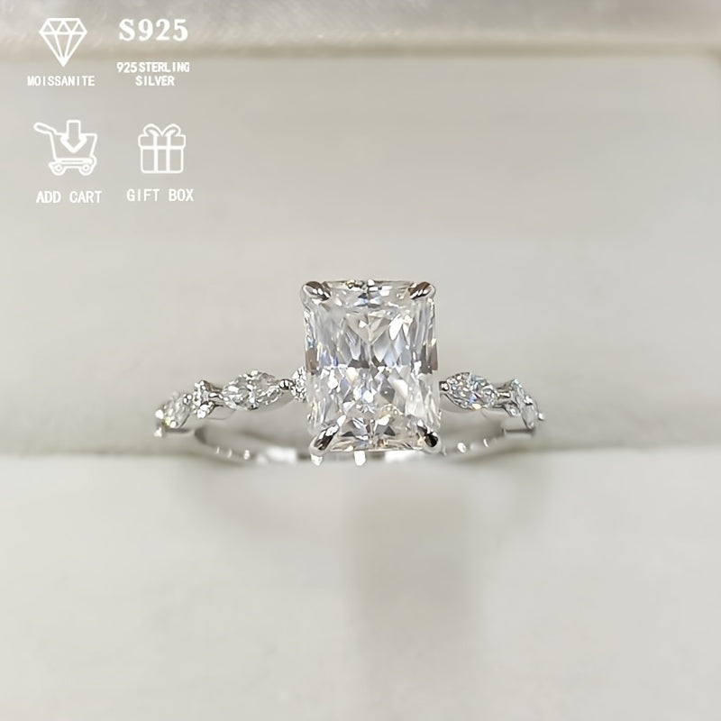 Потрясающее обручальное кольцо из серебра 925 пробы с покрытием из моиссанита, с солитером 2 карата и акцентами, в гипоаллергенном стерлинговом серебре. Идеальное свадебное кольцо для женщин, отличный подарок на годовщину, приходит в подарочной коробке.