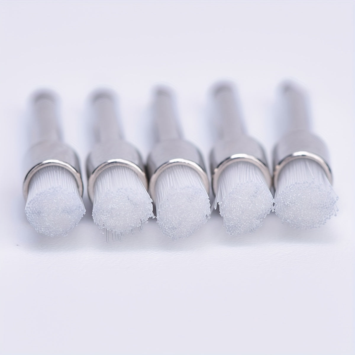 Juego de 100 cepillos de pulido montados con cabeza plana de nylon para pulir