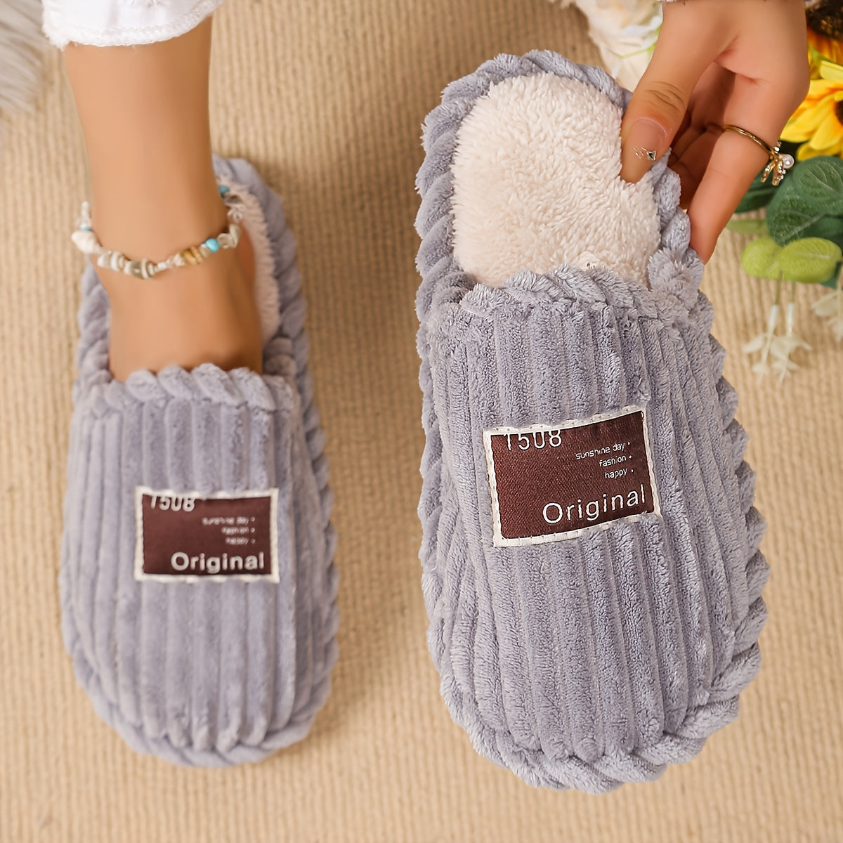 Unisex Winter Slip-On Slippers Comfortable Non-Slip Indoor Casual Shoes