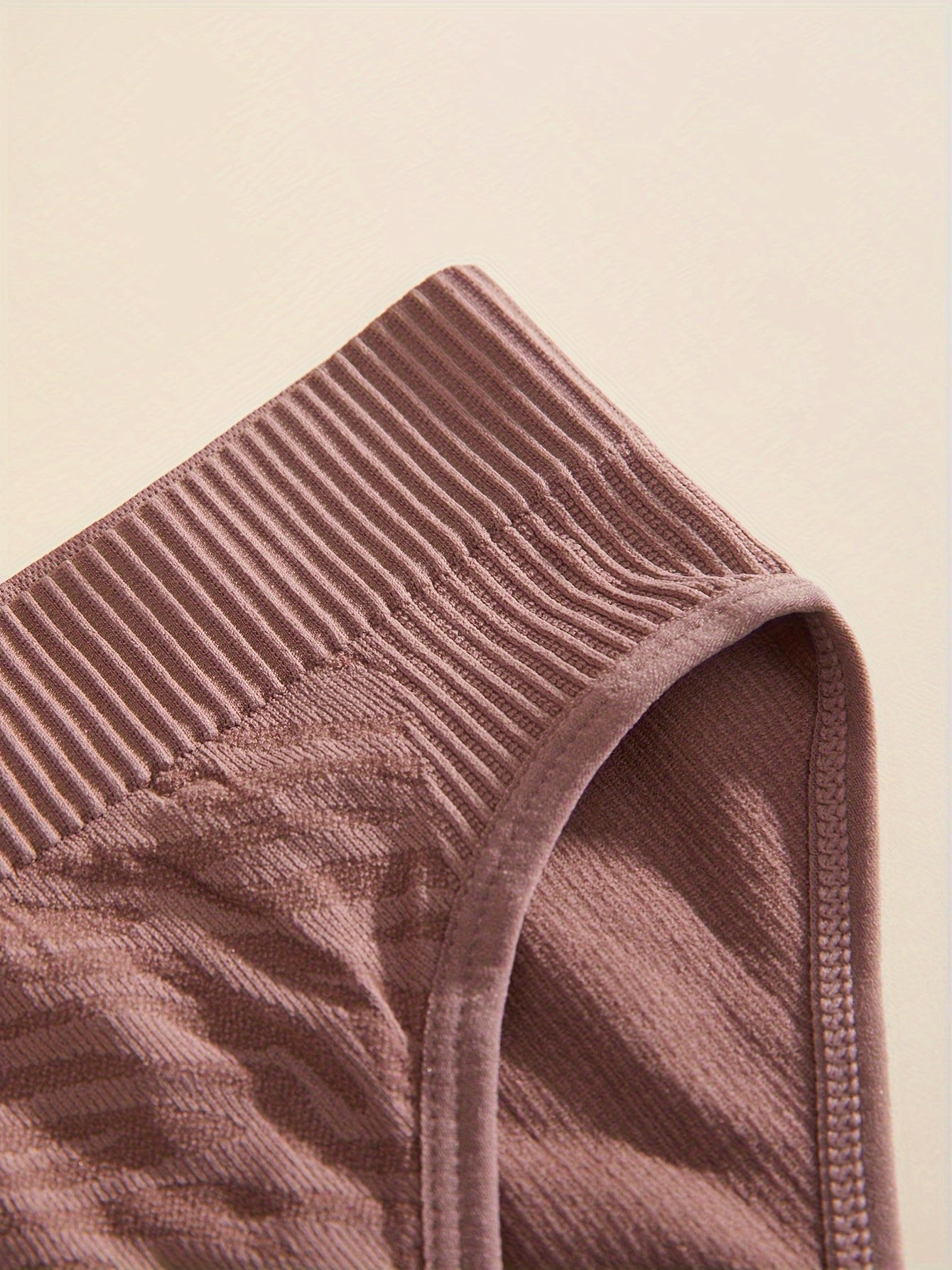 3 комплекта простого однотонного нижнего белья с безкаркасным пуш-ап бюстгальтером