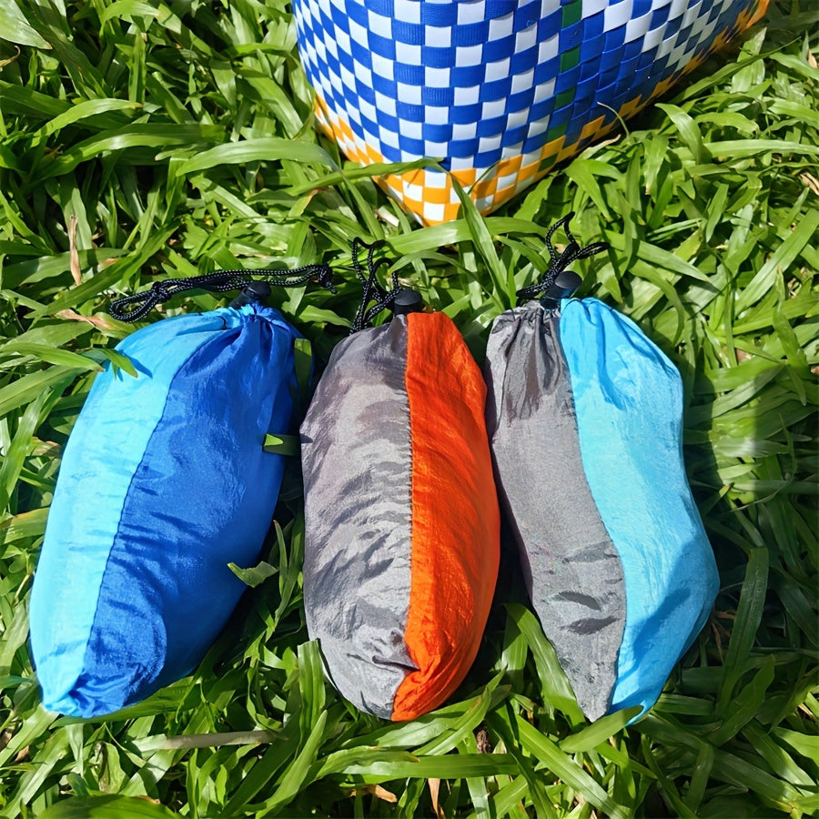 Yengil naylon parashyut matosidan tayyorlangan bitta kamping g'ildiragi, ochiq havoda sarguzashtlar va plyaj sayohatlari uchun mukammal, 199.58 KG gacha yuk ko'taradi.