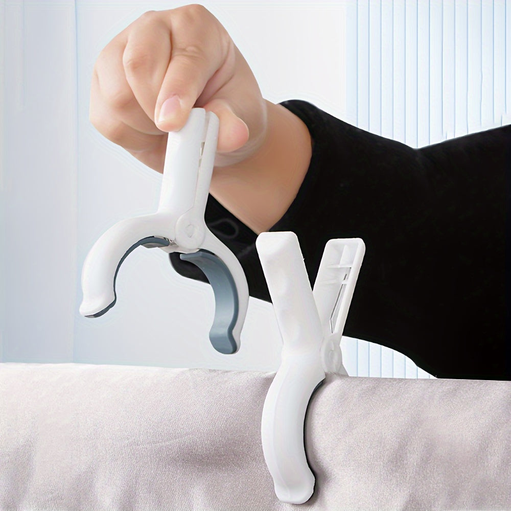 Heavy-Duty Plastic Clothes Pins Set for Towels, Clothes, and Blankets, 6 Pack