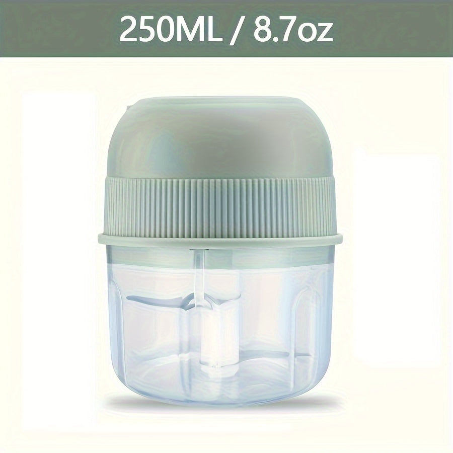 250ml USB qayta to'ldiriladigan mini sarimsoq maydalagich, zanglamaydigan po'latdan yasalgan pichoq bilan, zanjabil va sabzavotlar uchun