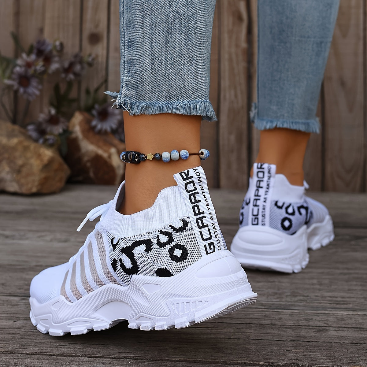 Women's Breathable Mesh Leopard Print Sneakers with Platform Sole and Low-Top Design