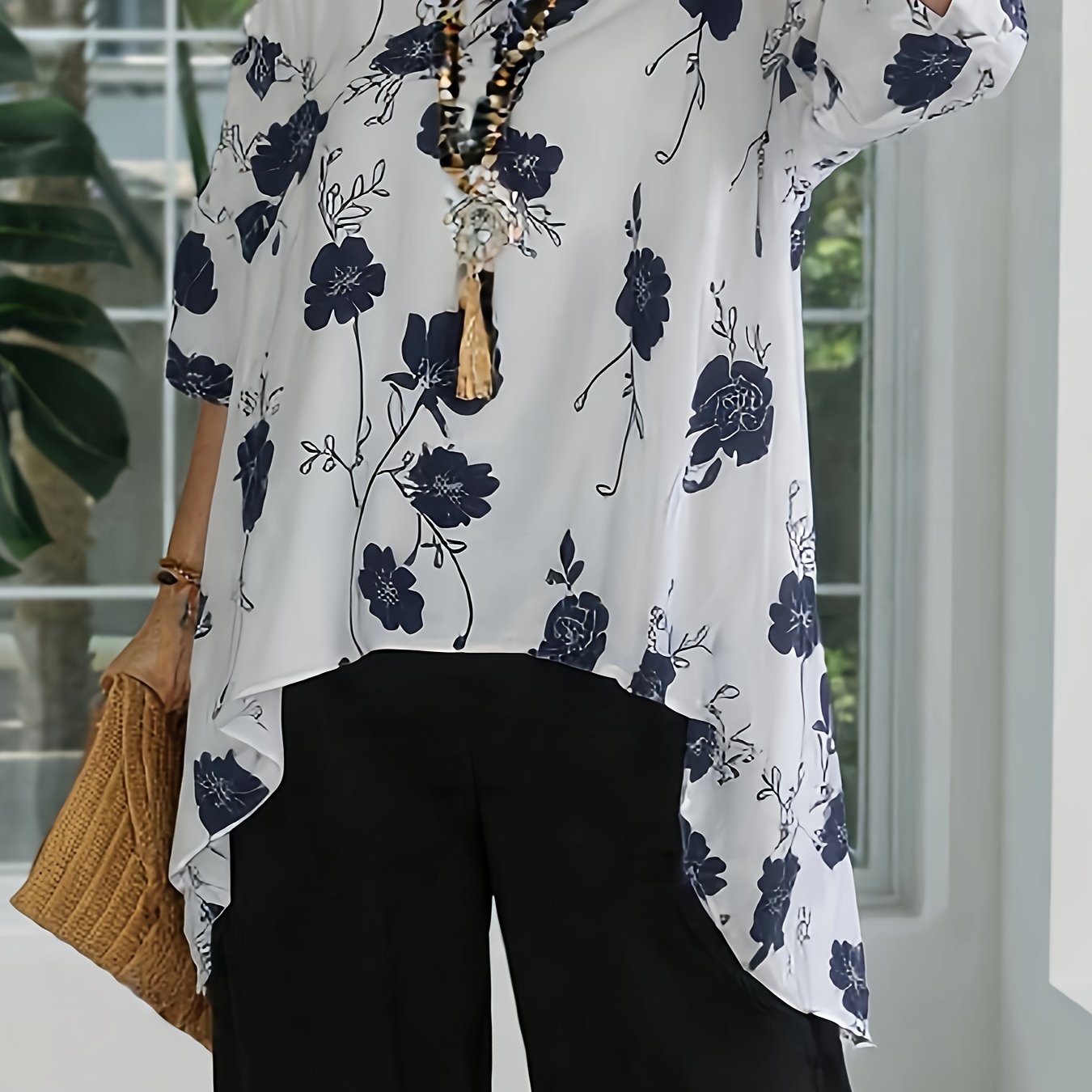 Plus Size Women's Floral Print Asymmetrical Hem Blouse Breathable Casual Top