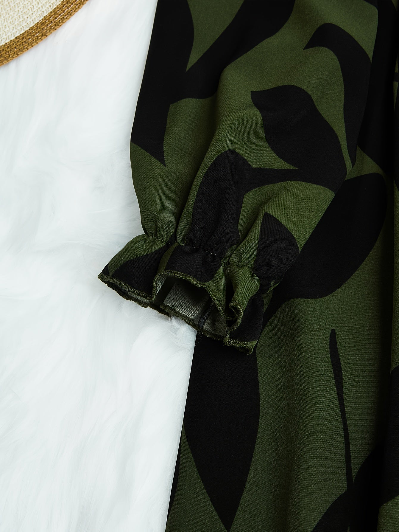 Plus Size V-Neck Dress with Puff Sleeves Pleated Fit and Flare All-Season