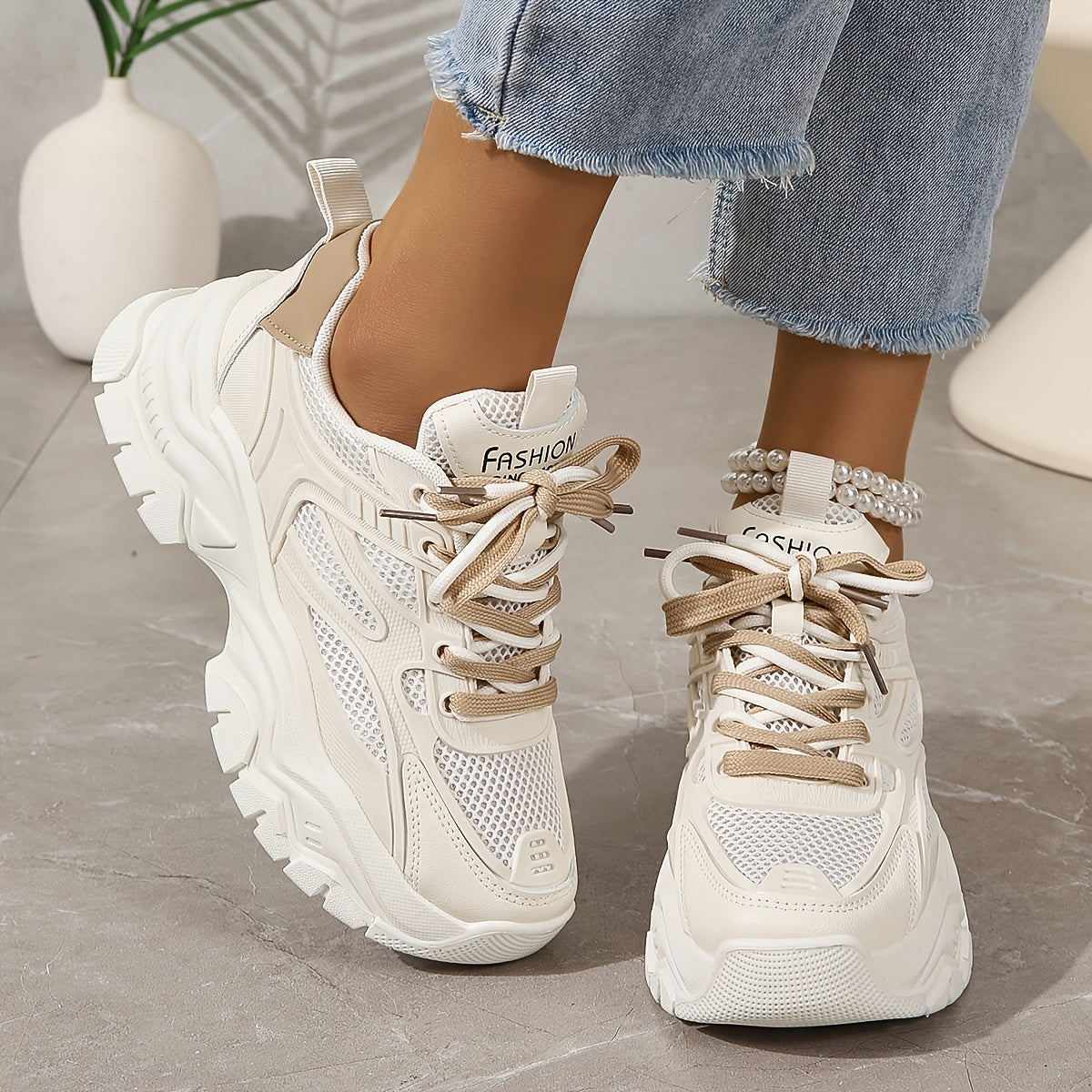Ayollar uchun Chunky Platform sneakers oq bej kundalik poyabzal qalin tag bilan