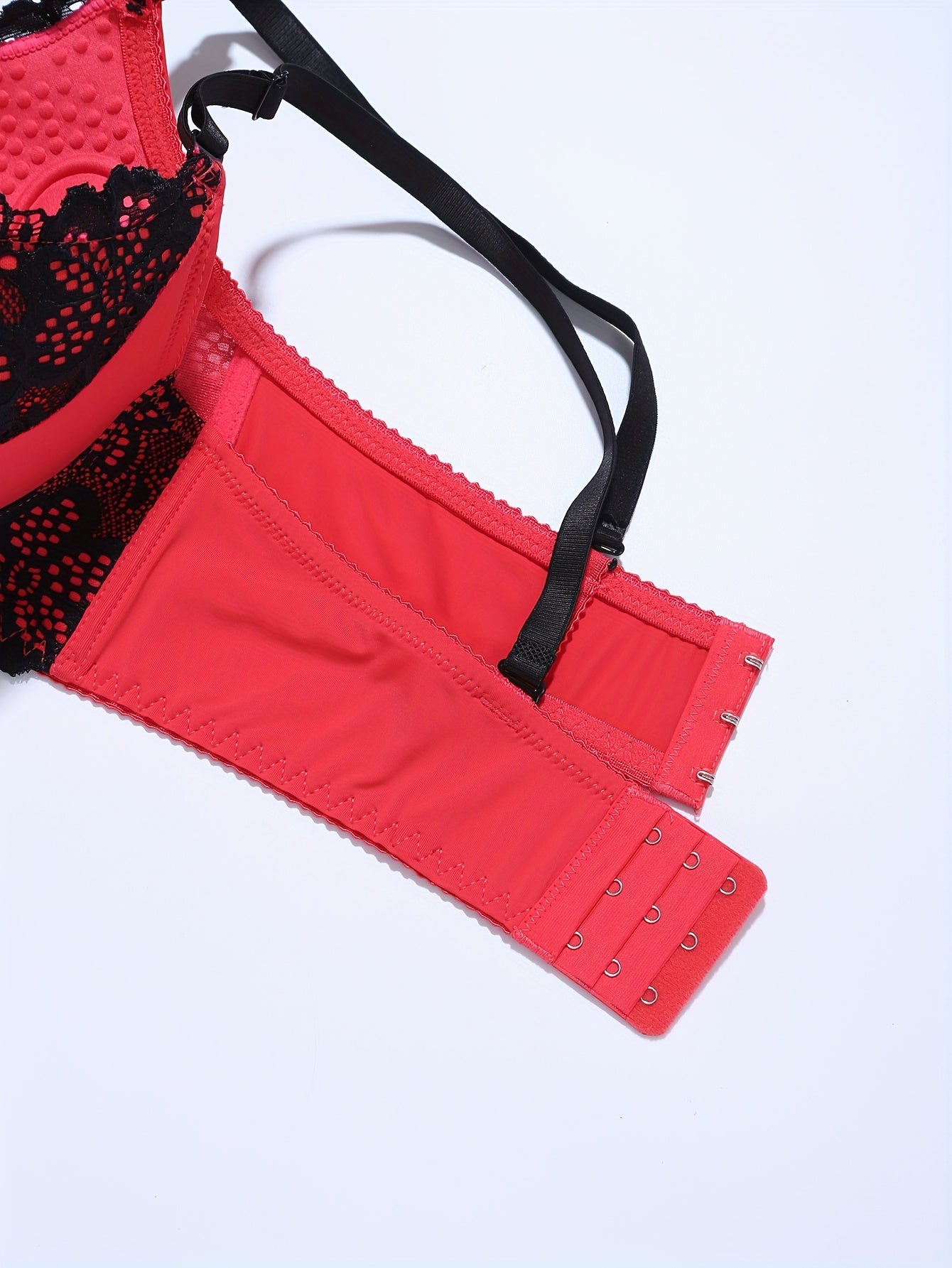 Colorblock Lace Lingerie Set with Bow Details and Push-Up Bra