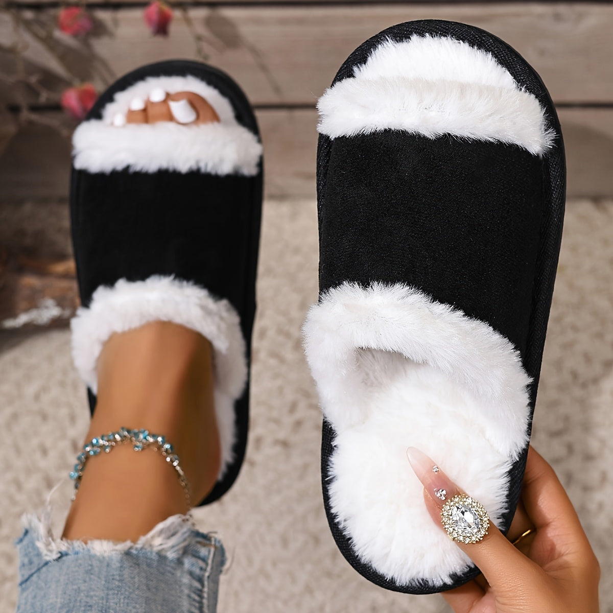 Women's Faux Fur Slippers Indoor Outdoor Comfortable Non-Slip Multipack