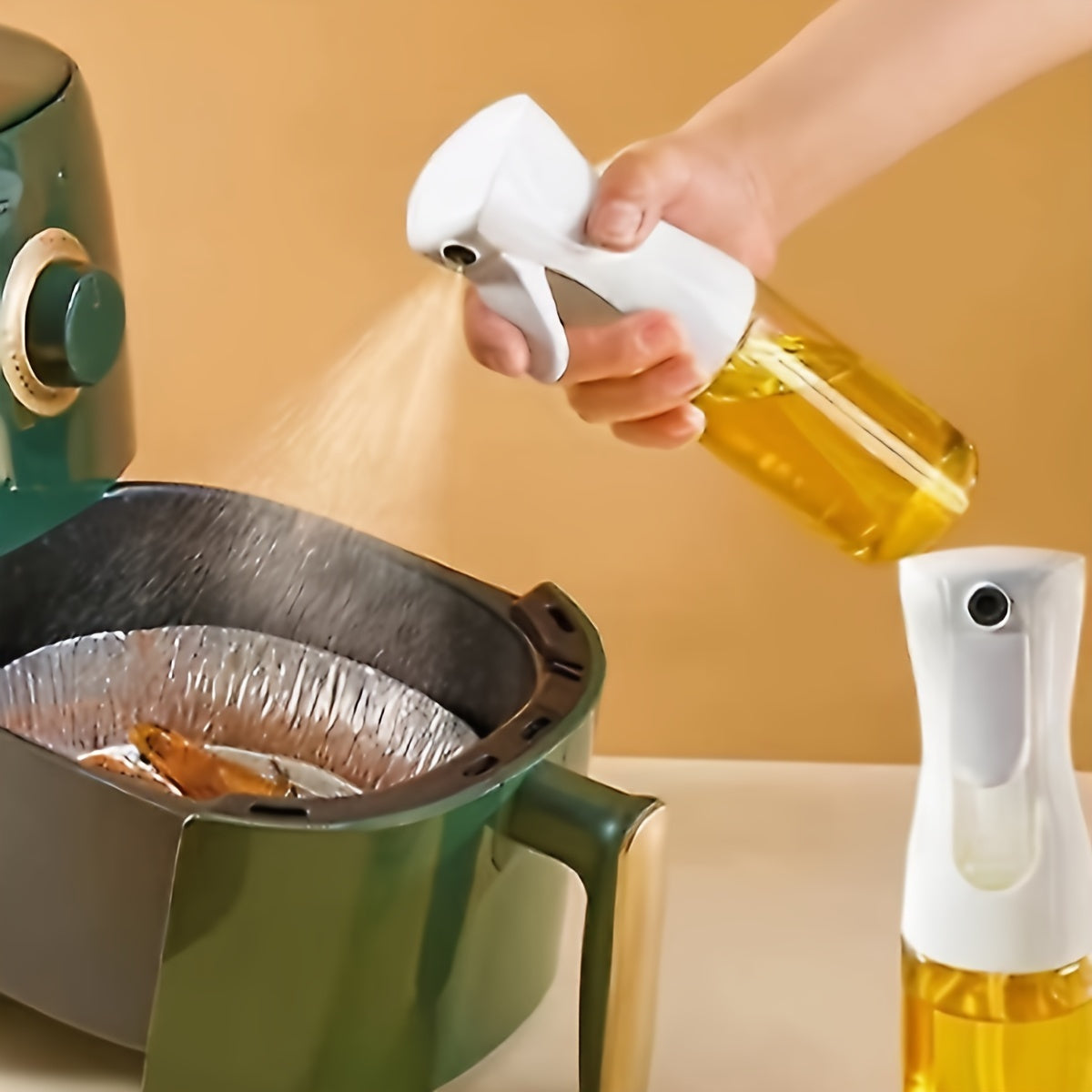 Large Capacity Oil Spray Bottle for Cooking and Barbecues, Press-Type Kitchen Accessory