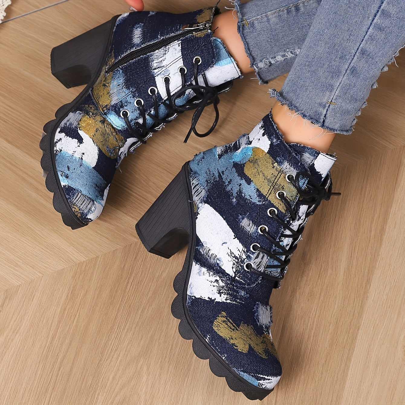 Women's Short Cowboy Boots Breathable Chunky Heel Leather Shoes