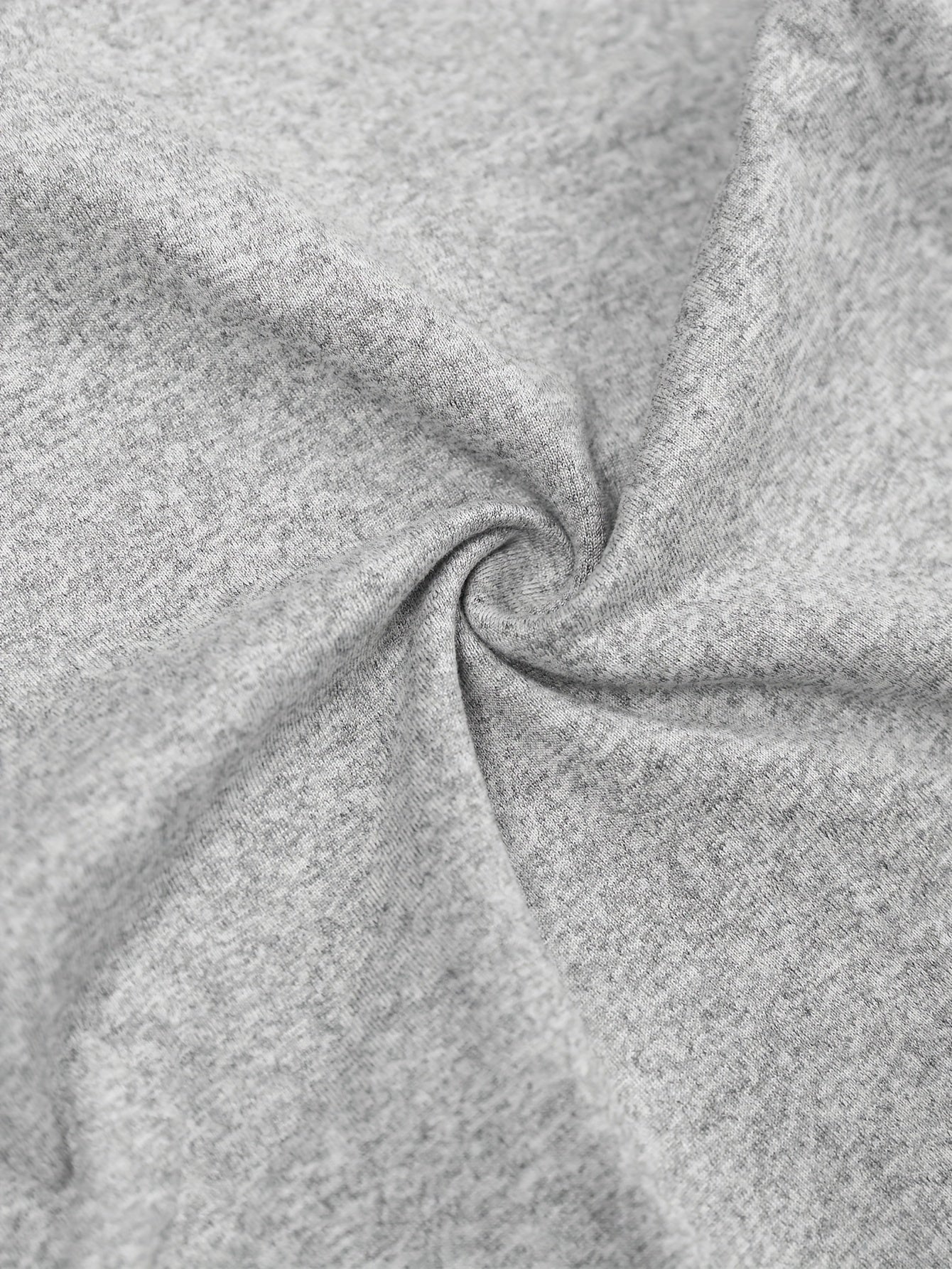 Ayollar uchun to'qima to'plami, dantel kamzuli va elastik beli bilan shortiklar