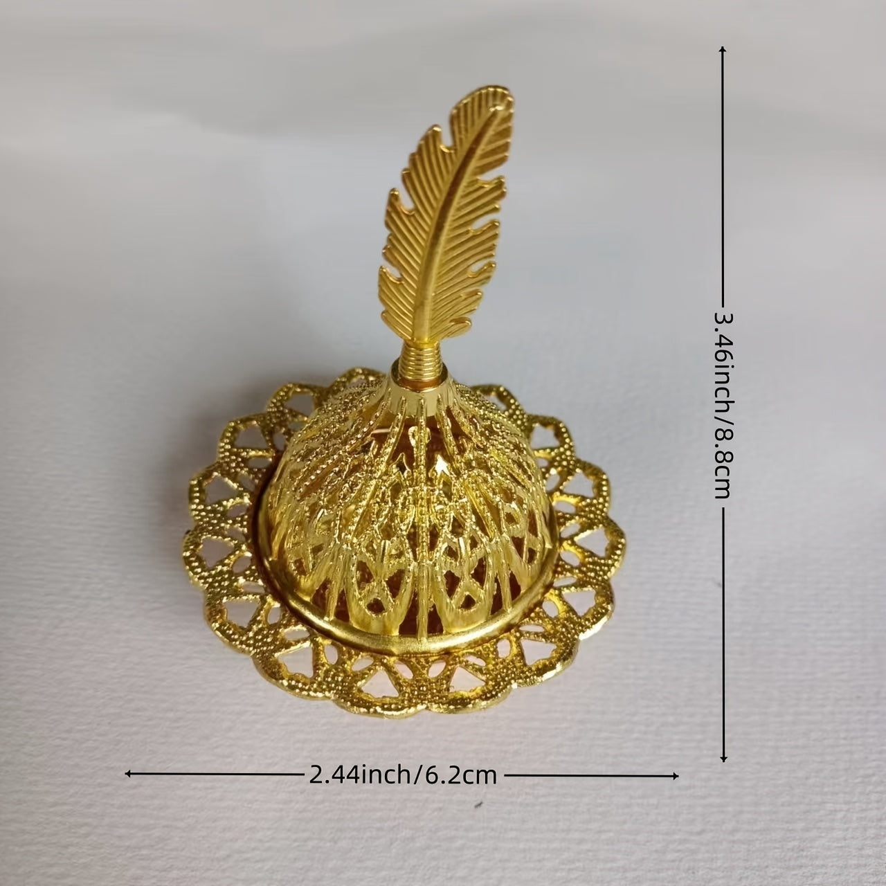 Oltin tutun yoqish - uy bezatish uchun yoki bayramlar, tug'ilgan kunlar yoki Eid Al-Adha uchun sovg'a sifatida mukammal. Erkaklar va ayollar uchun mos.